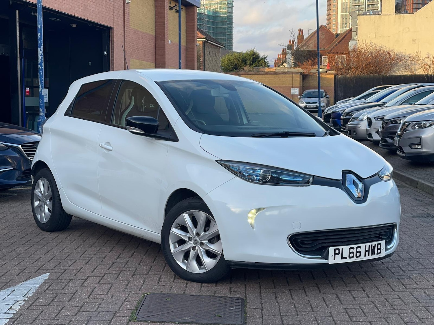 Used Renault Zoe for sale - 76952234: Photo 6