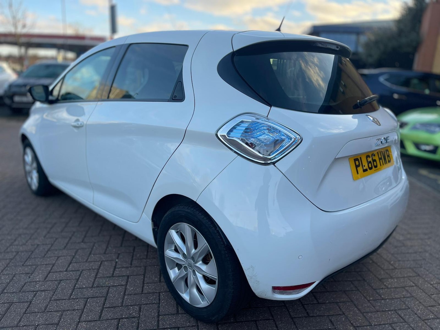 Used Renault Zoe for sale - 76952234: Photo 8