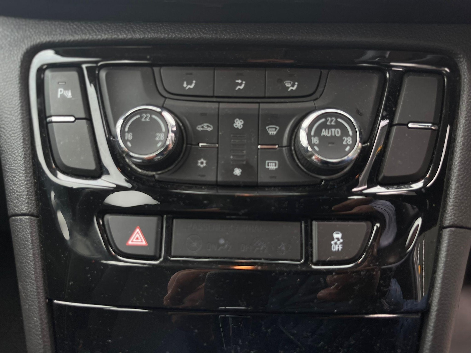 Used Vauxhall Mokka X 2018 for sale - 76551943: Photo 23