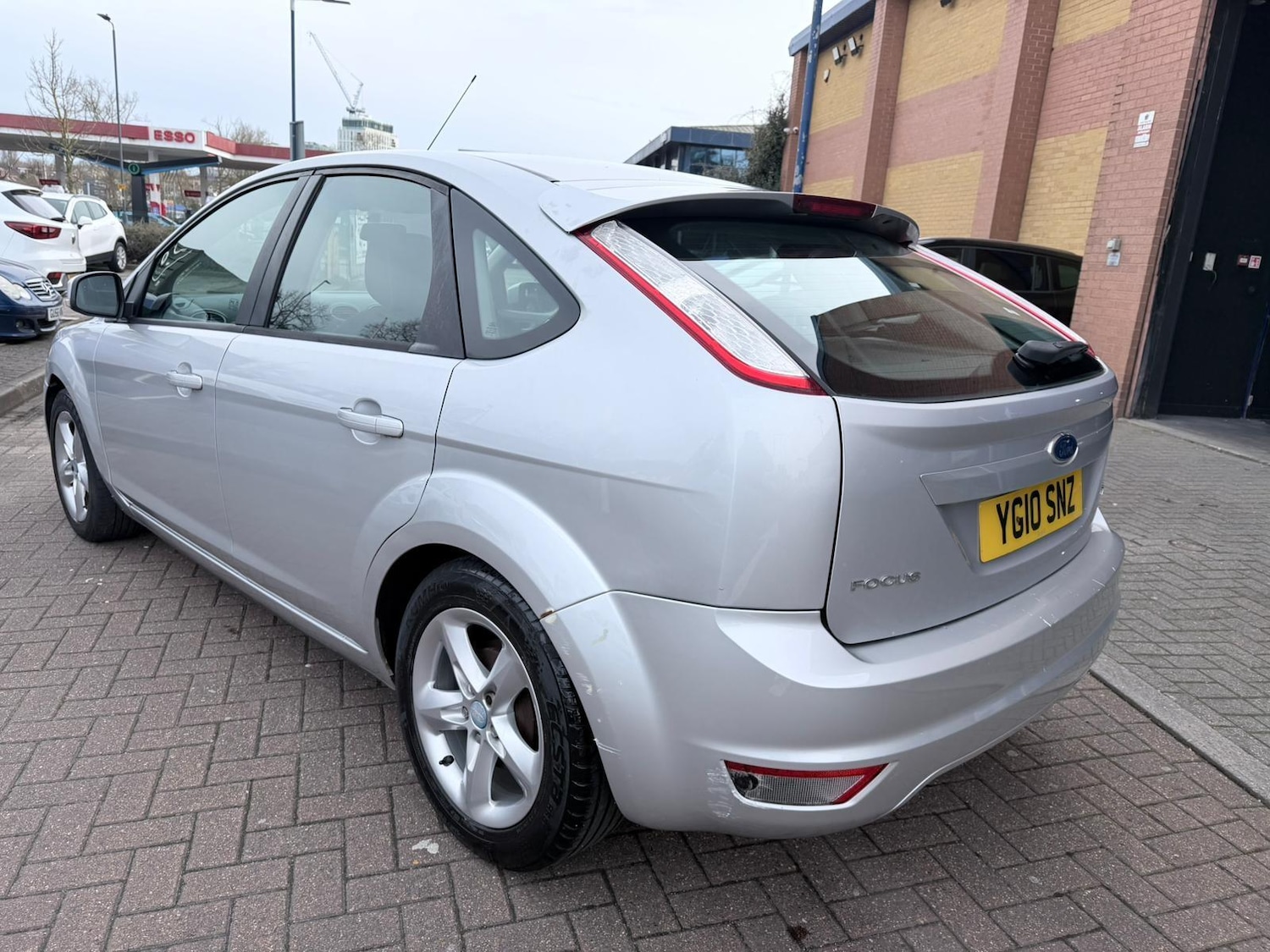 Used Ford Focus 2010 for sale - 77882886: Photo 11