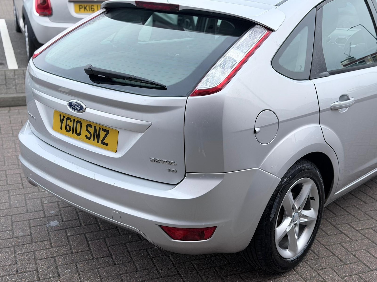 Used Ford Focus 2010 for sale - 77882886: Photo 17