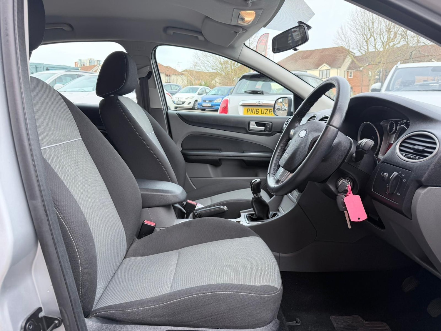 Used Ford Focus 2010 for sale - 77882886: Photo 25