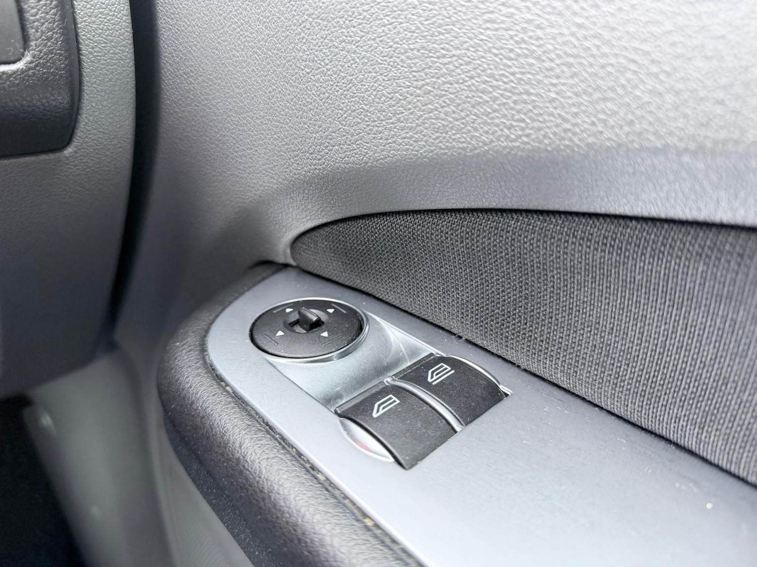 Used Ford Focus 2010 for sale - 77882886: Photo 32