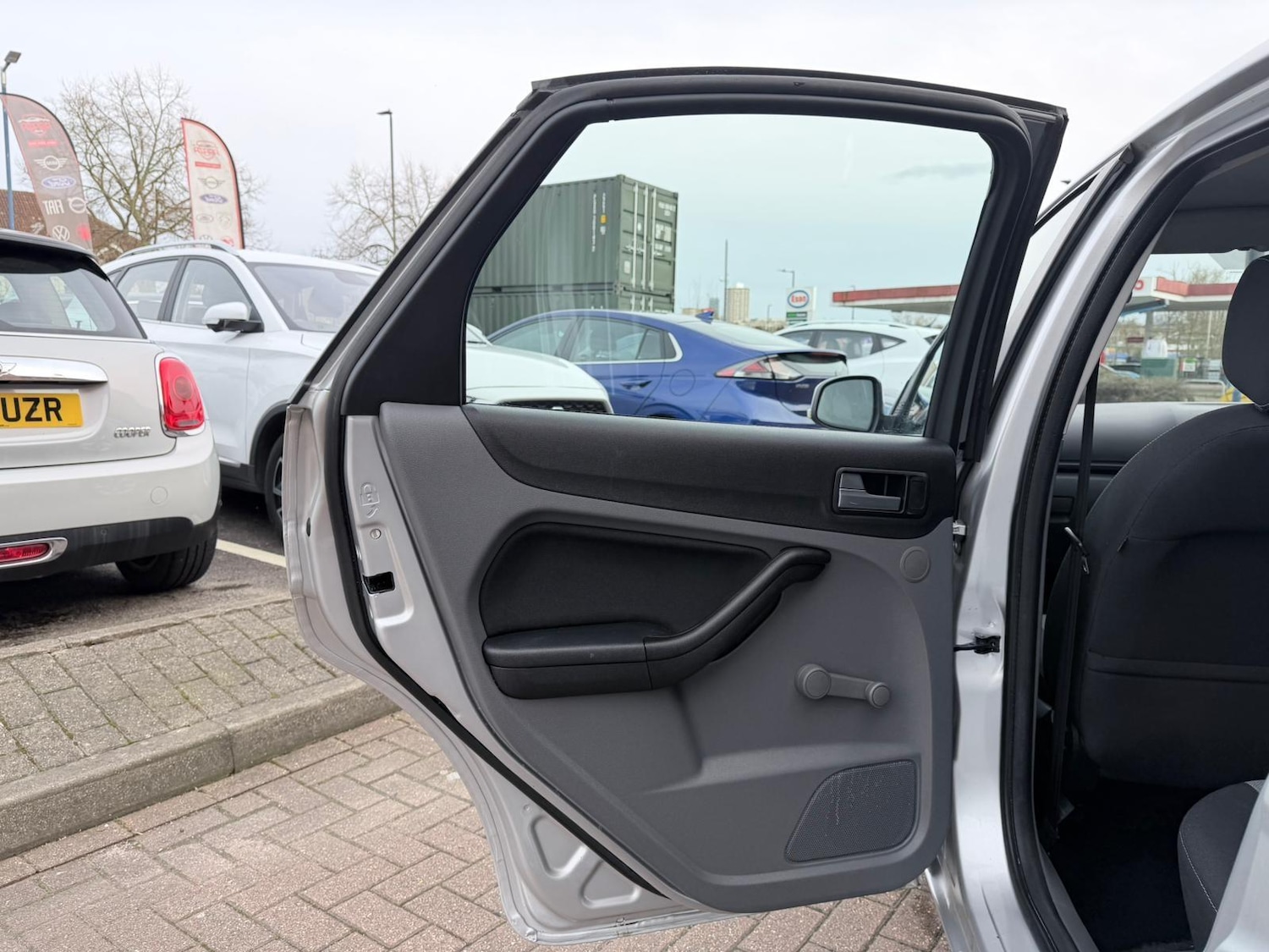 Used Ford Focus 2010 for sale - 77882886: Photo 38