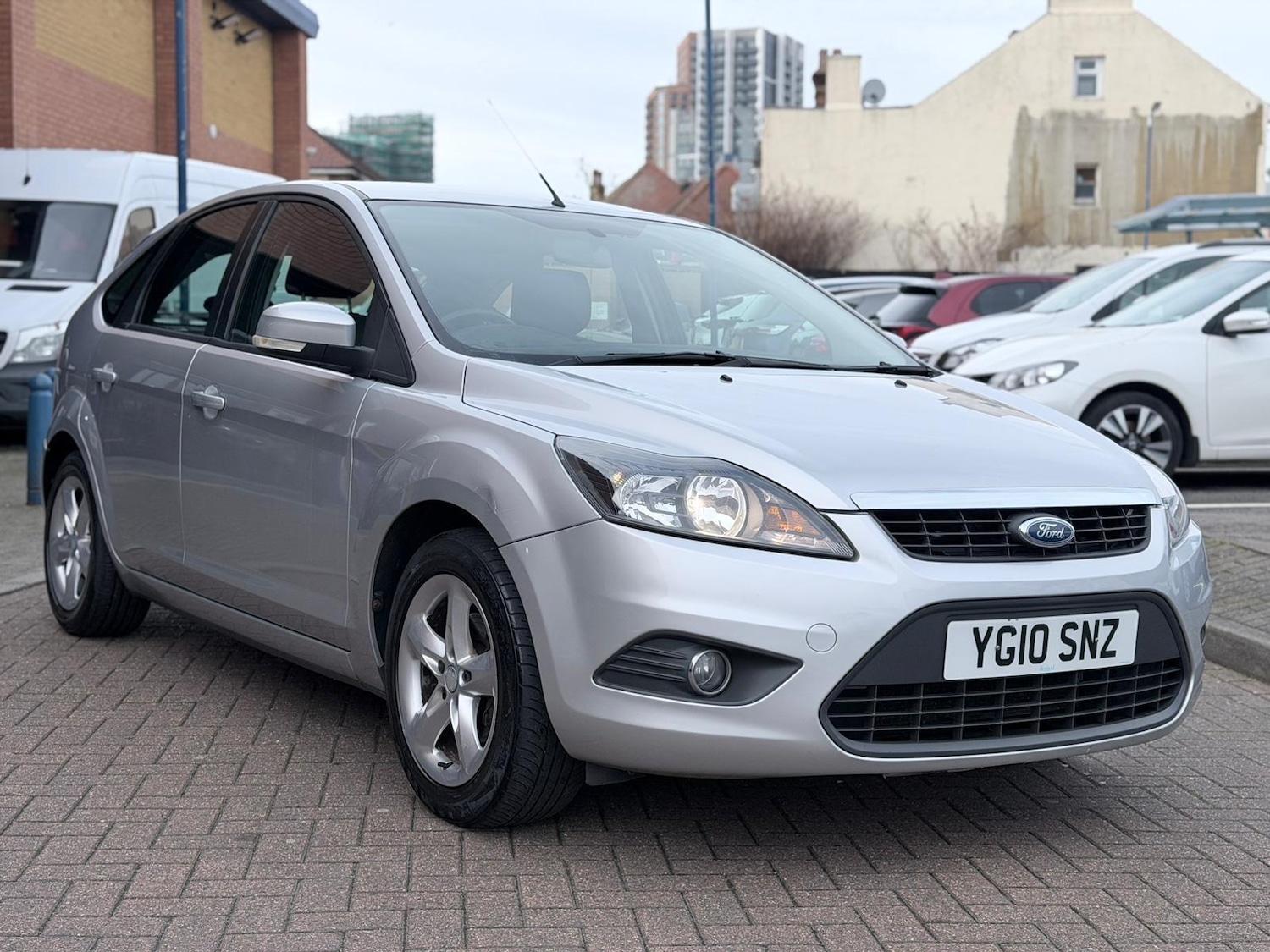Used Ford Focus 2010 for sale - 77882886: Photo 8