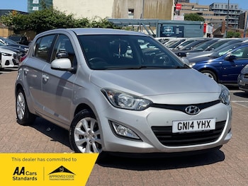 Used Hyundai i20 2014 for sale - 79202653: Photo