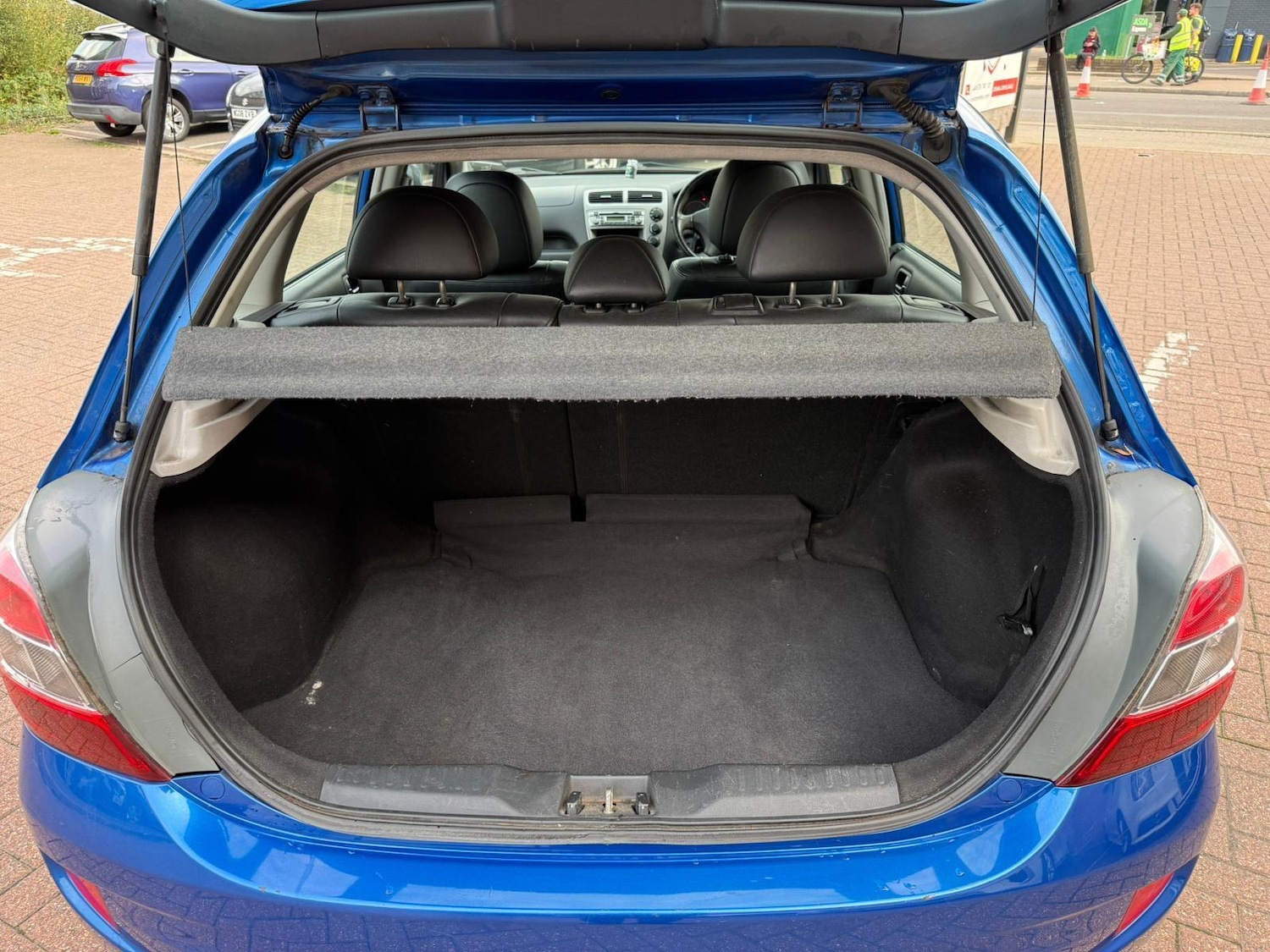 Used Honda Civic 2005 for sale - 76551894: Photo 24