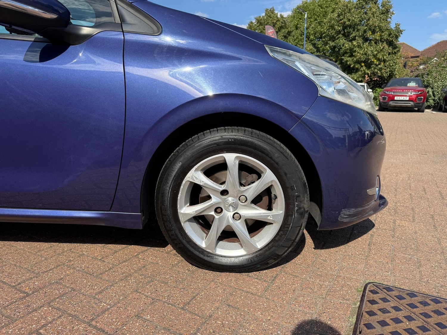 Used Peugeot 208 2014 for sale - 76780950: Photo 14