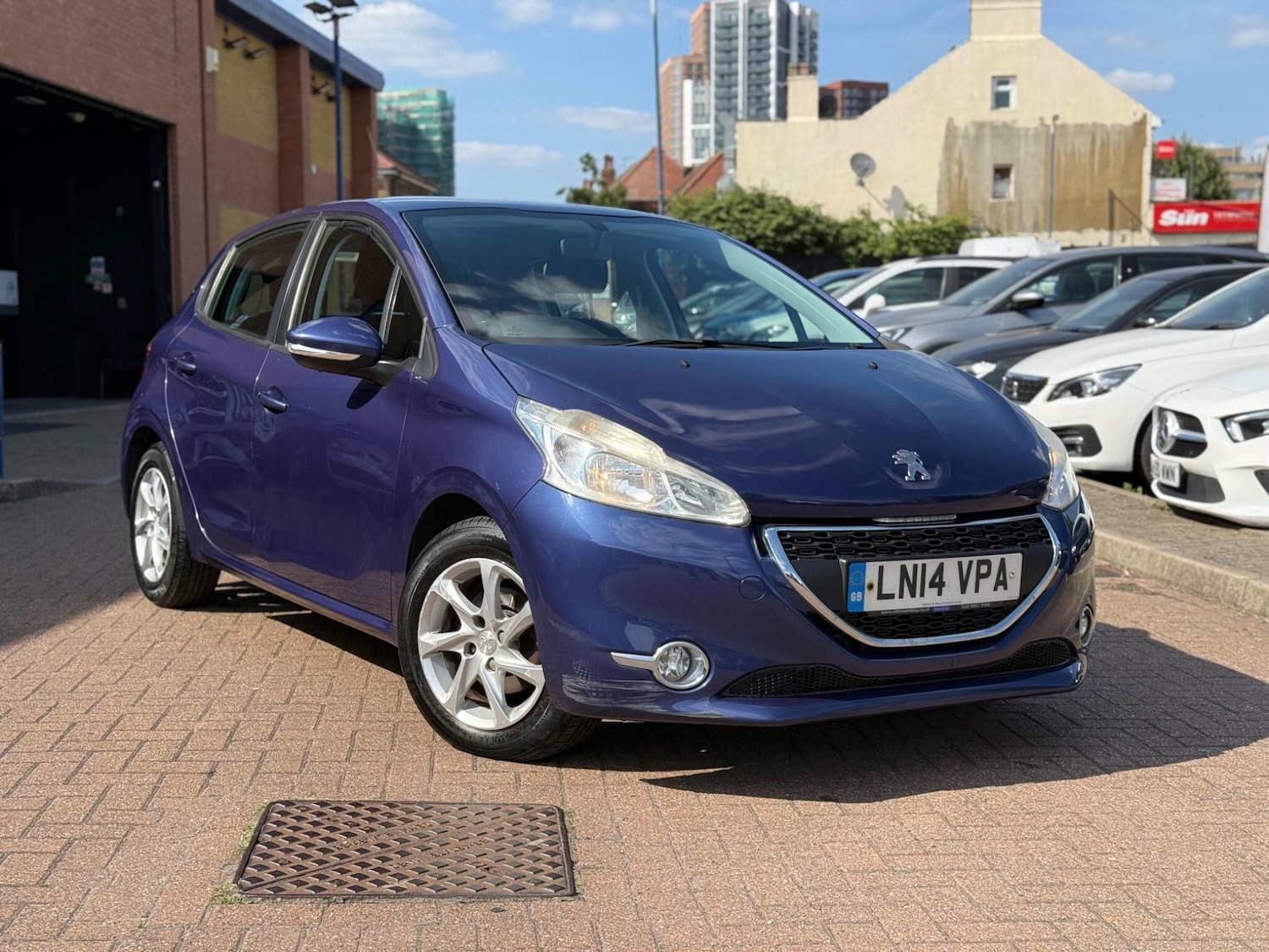 Used Peugeot 208 2014 for sale - 76780950: Photo 43