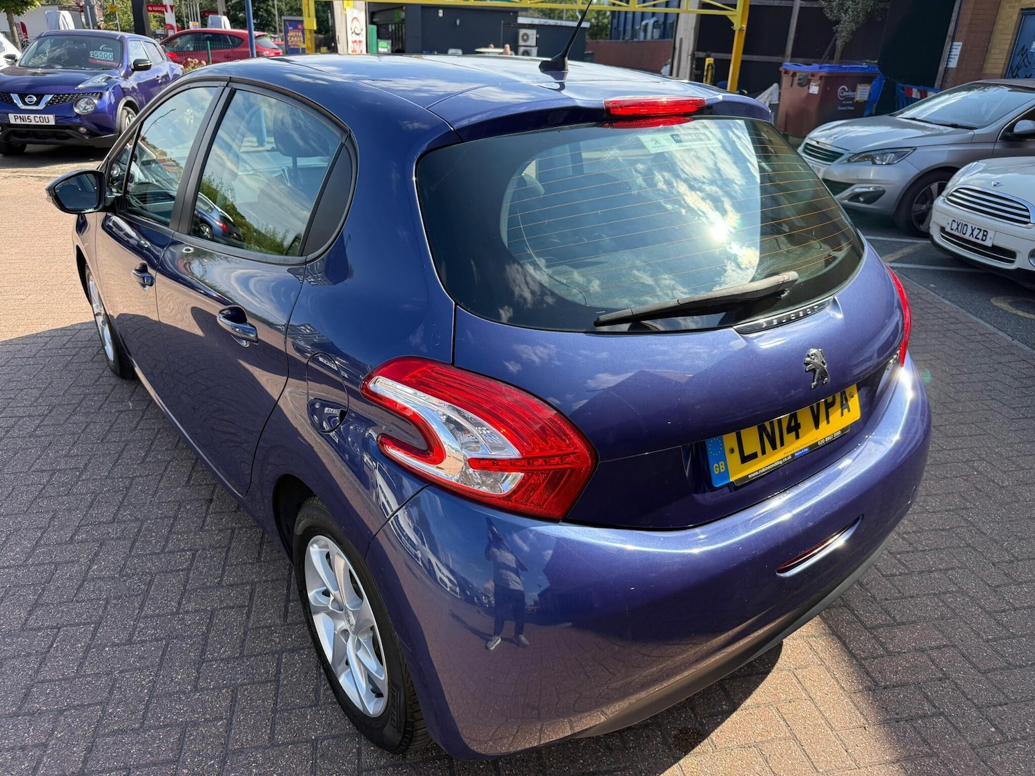 Used Peugeot 208 2014 for sale - 76780950: Photo 9