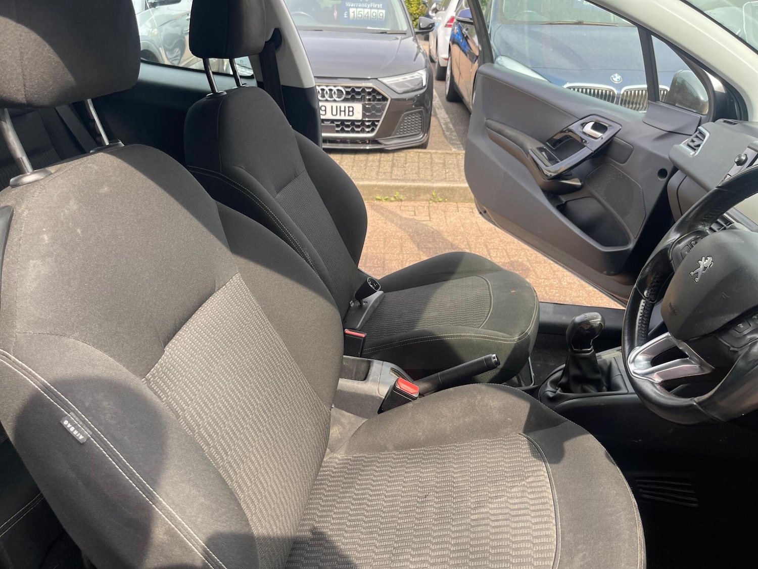 Used Peugeot 208 2017 for sale - 76551879: Photo 21