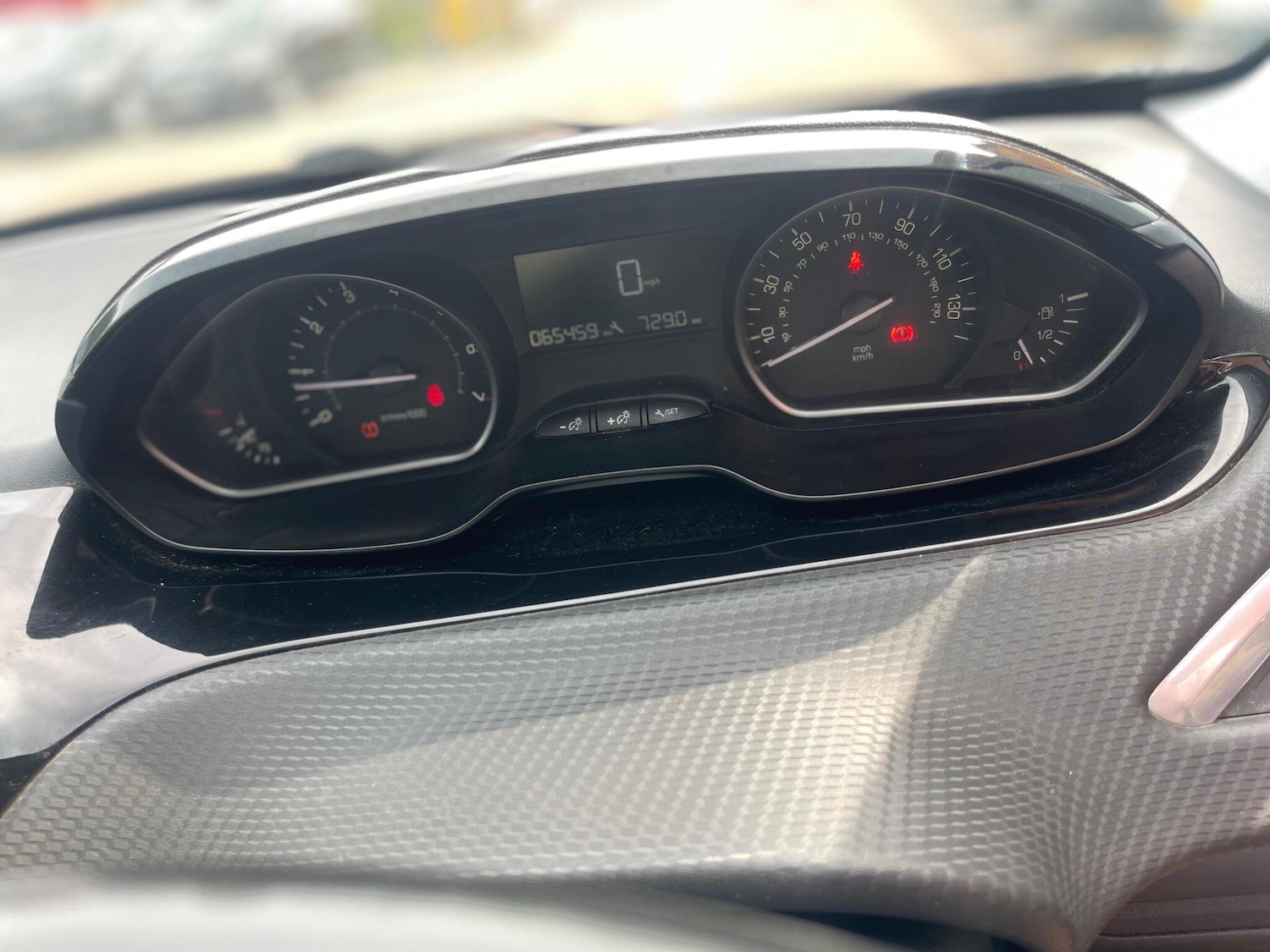 Used Peugeot 208 2017 for sale - 76551879: Photo 23