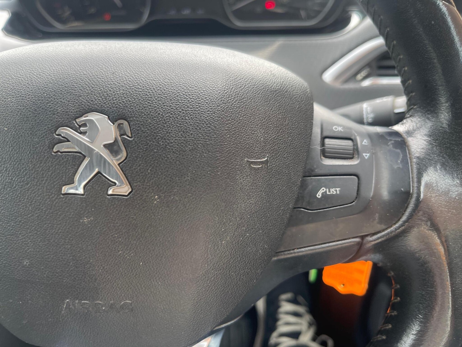 Used Peugeot 208 2017 for sale - 76551879: Photo 28