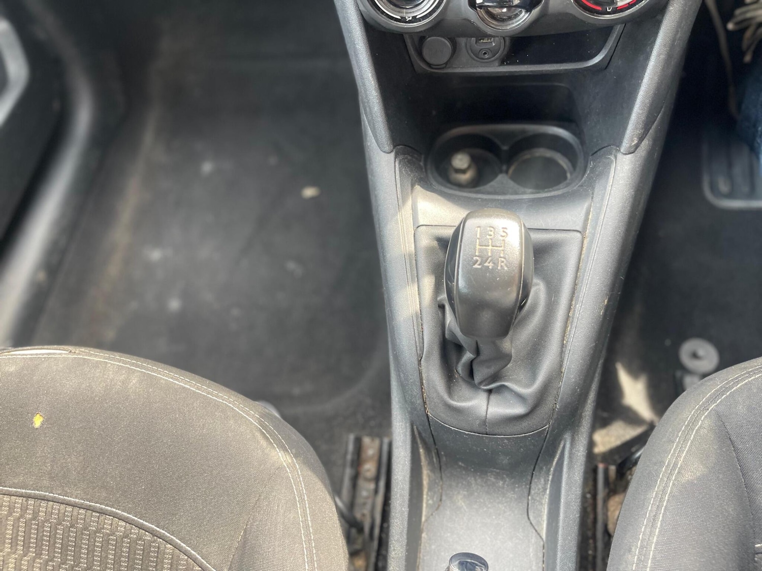 Used Peugeot 208 2017 for sale - 76551879: Photo 32