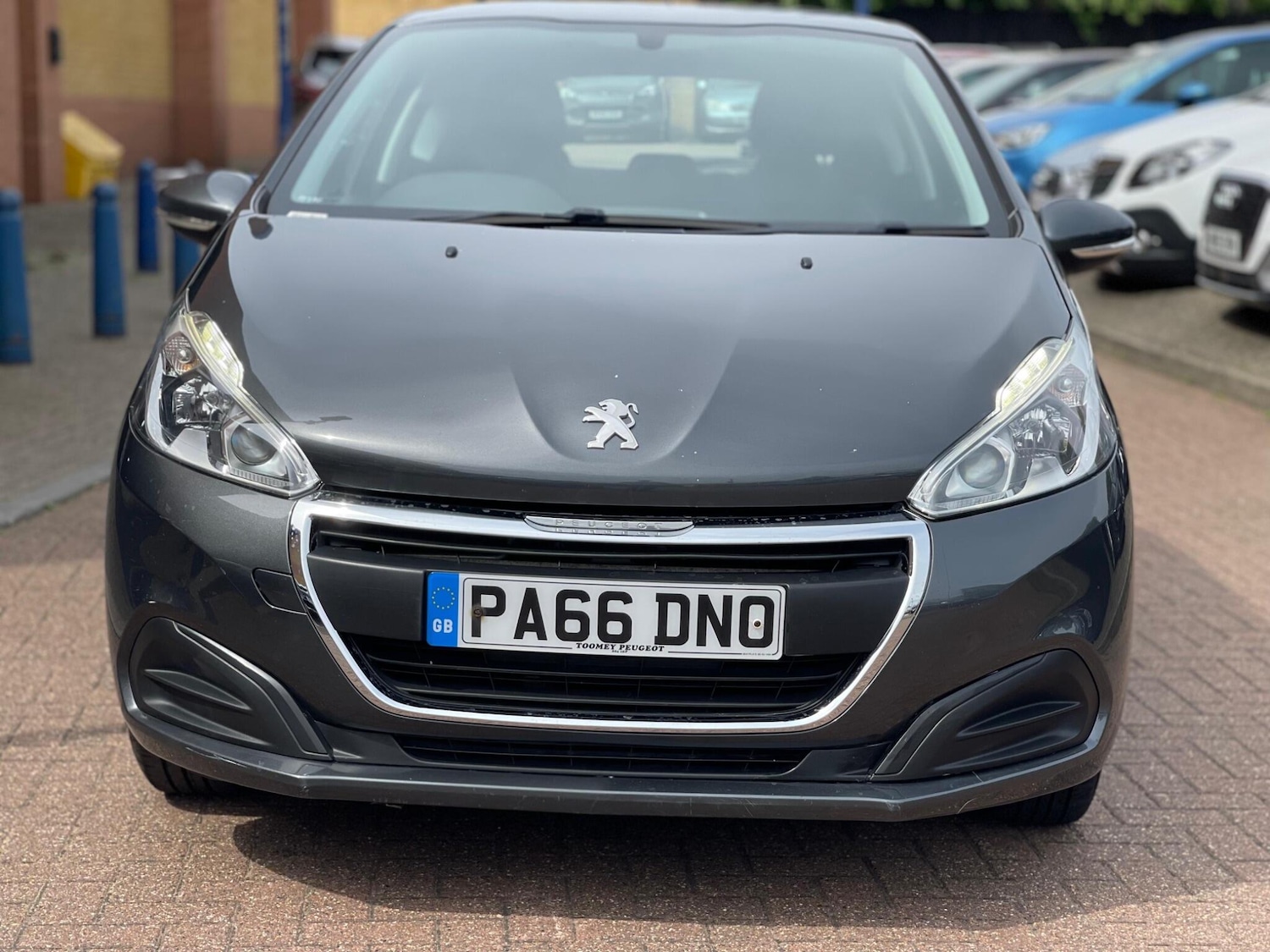 Used Peugeot 208 2017 for sale - 76551879: Photo 4