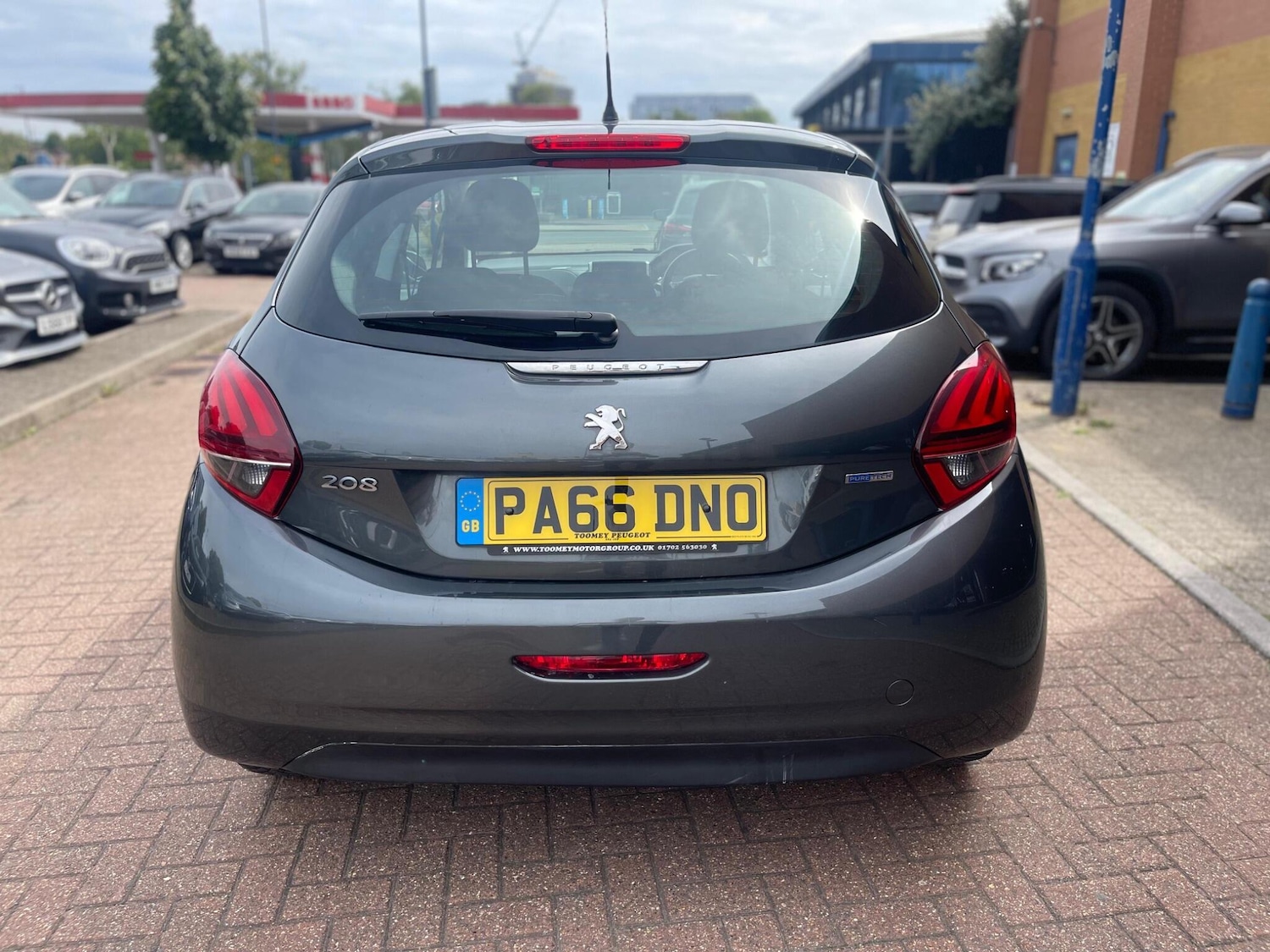 Used Peugeot 208 2017 for sale - 76551879: Photo 8