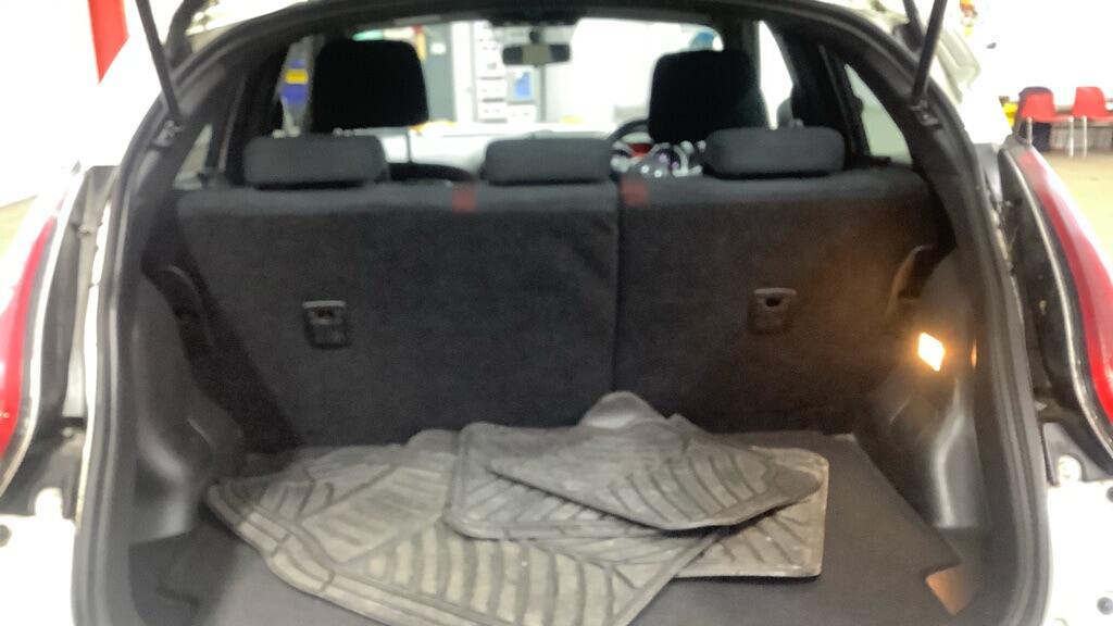 Used Nissan Juke 2014 for sale - 77898382: Photo 12