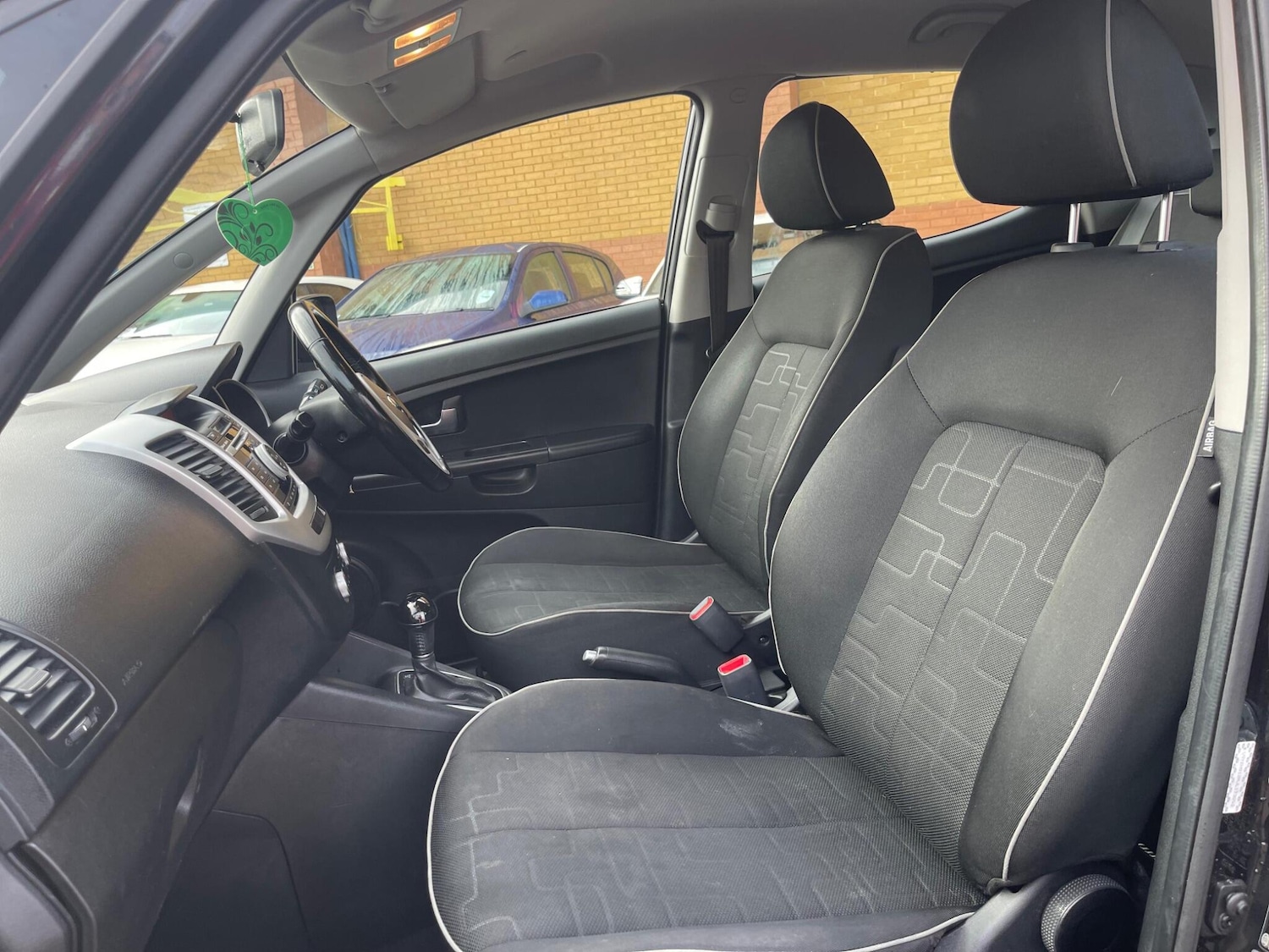 Used Kia Venga 2017 for sale - 77396024: Photo 49