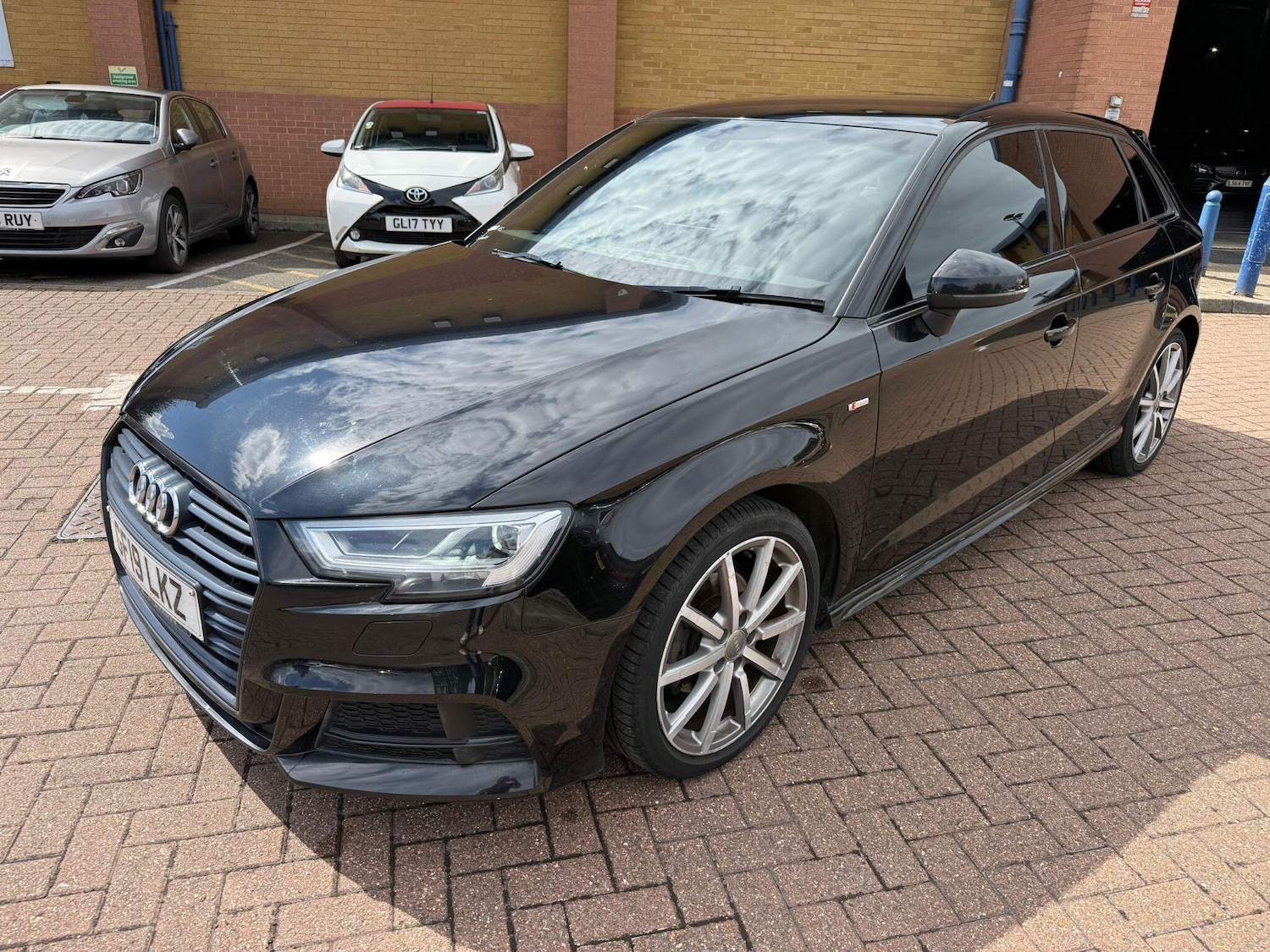 Used Audi A3 2019 for sale - 76551912: Photo 3