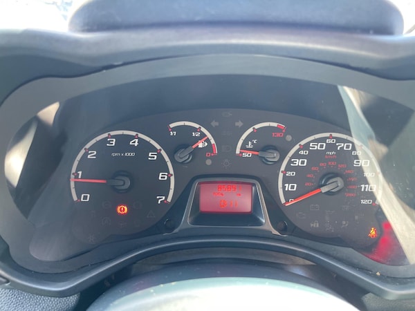 Used Ford Ka 2013 for sale - 76327068: Photo 24
