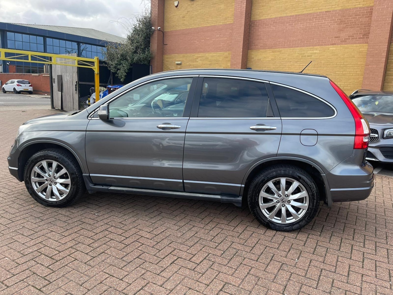 Used Honda CR-V 2010 for sale - 76377991: Photo 8