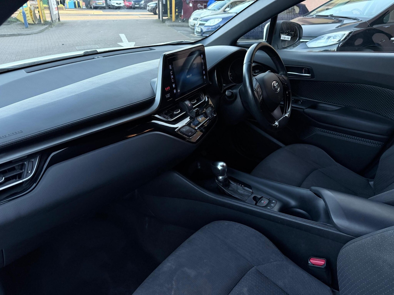 Used Toyota C-HR 2018 for sale - 77957214: Photo 15