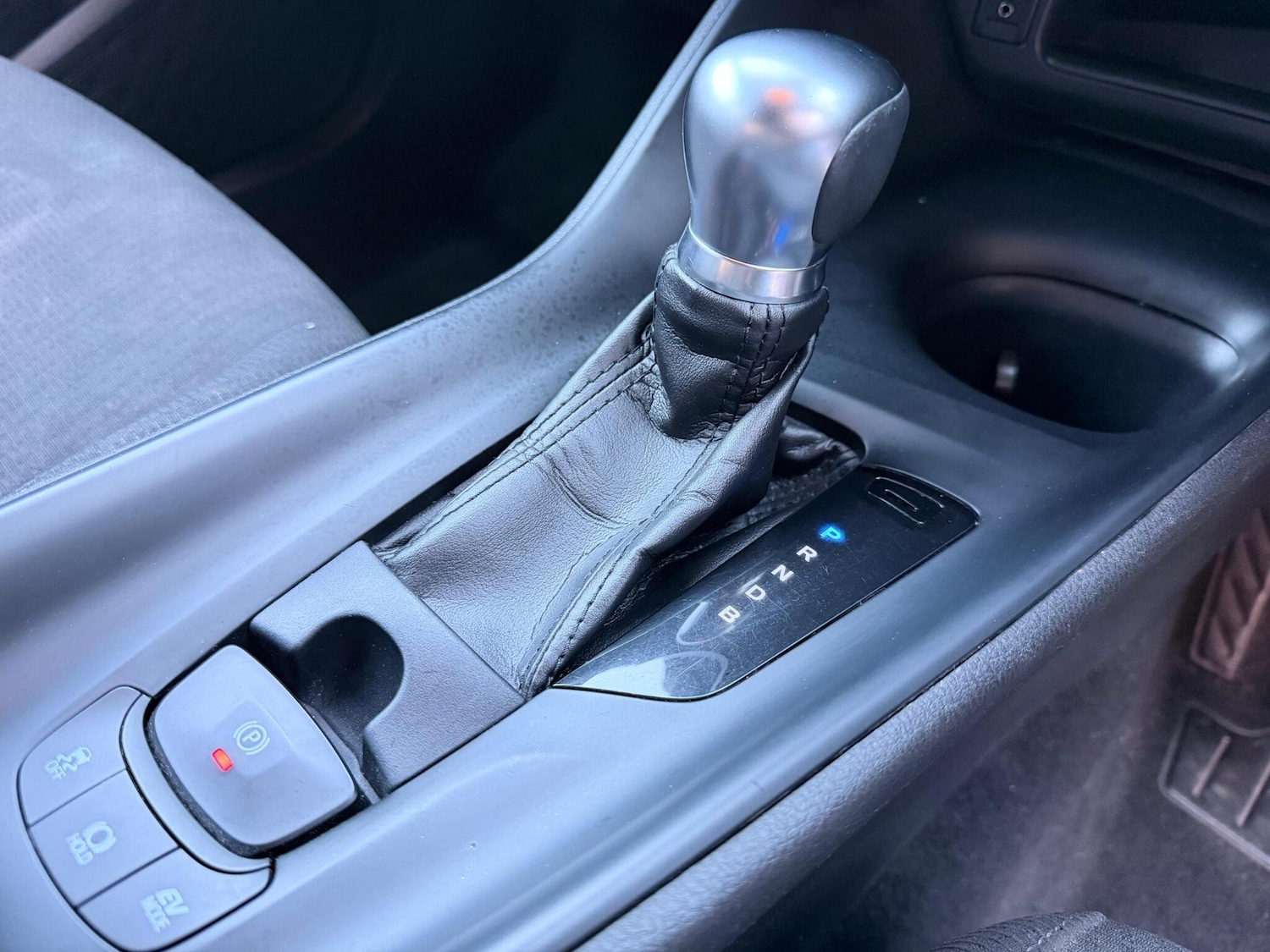 Used Toyota C-HR 2018 for sale - 77957214: Photo 17