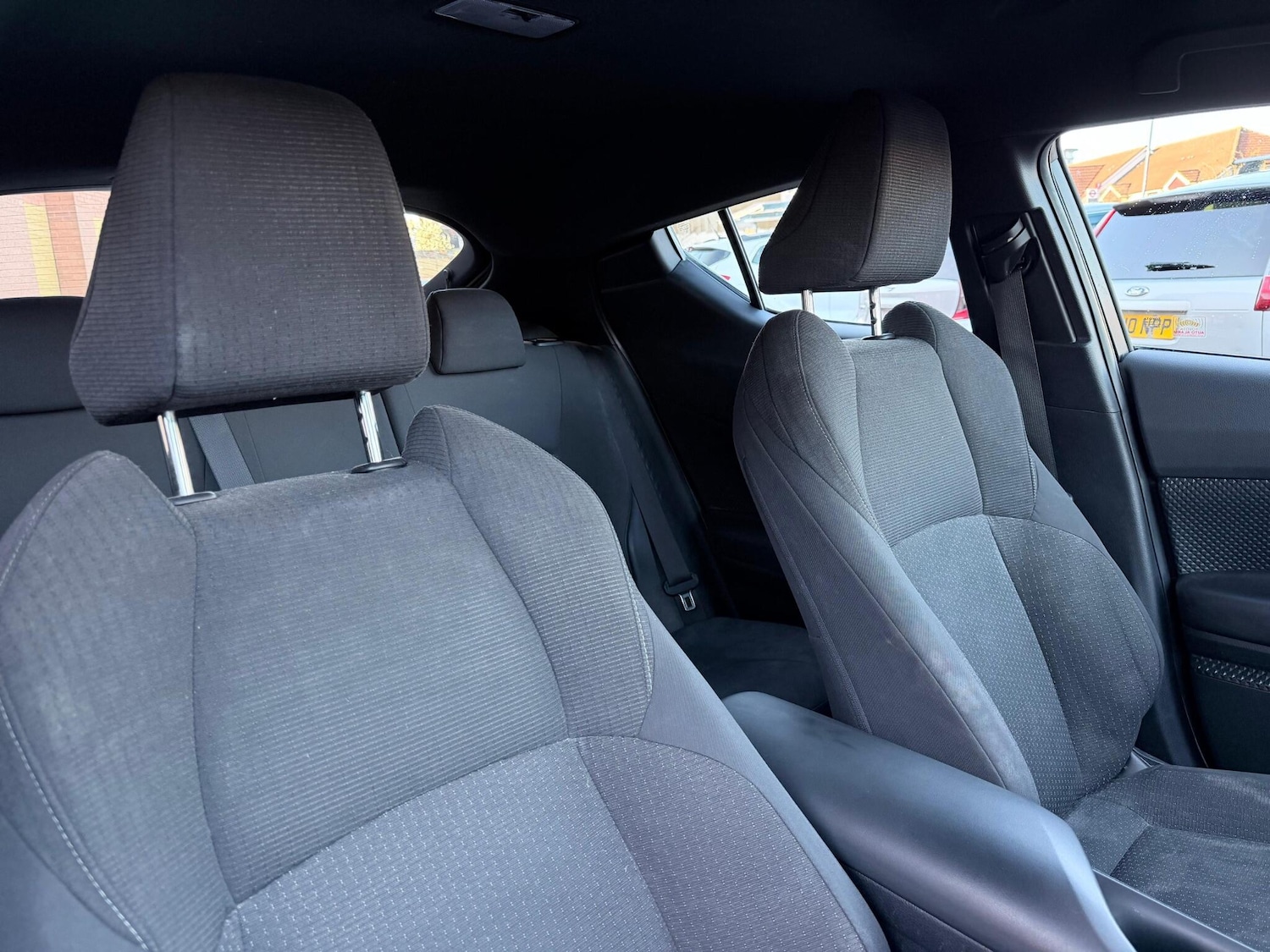 Used Toyota C-HR 2018 for sale - 77957214: Photo 18