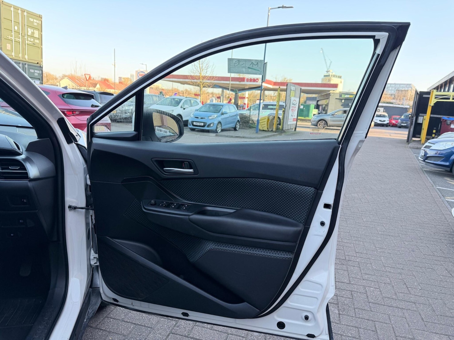 Used Toyota C-HR 2018 for sale - 77957214: Photo 26