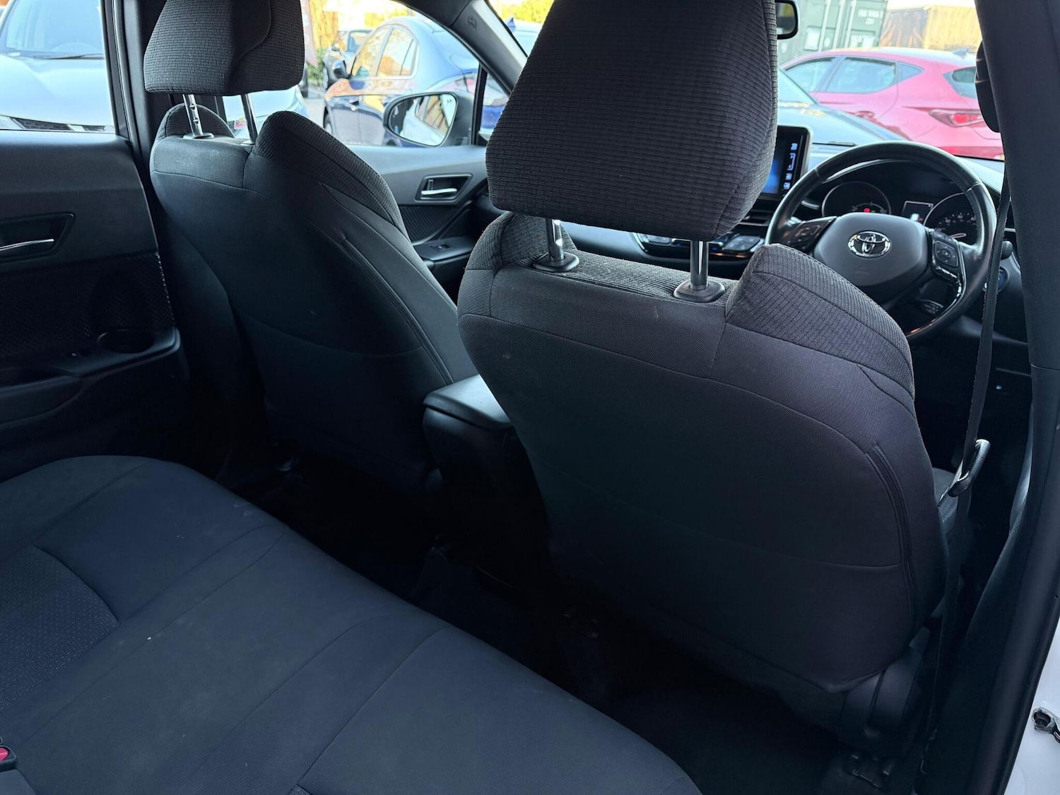 Used Toyota C-HR 2018 for sale - 77957214: Photo 38