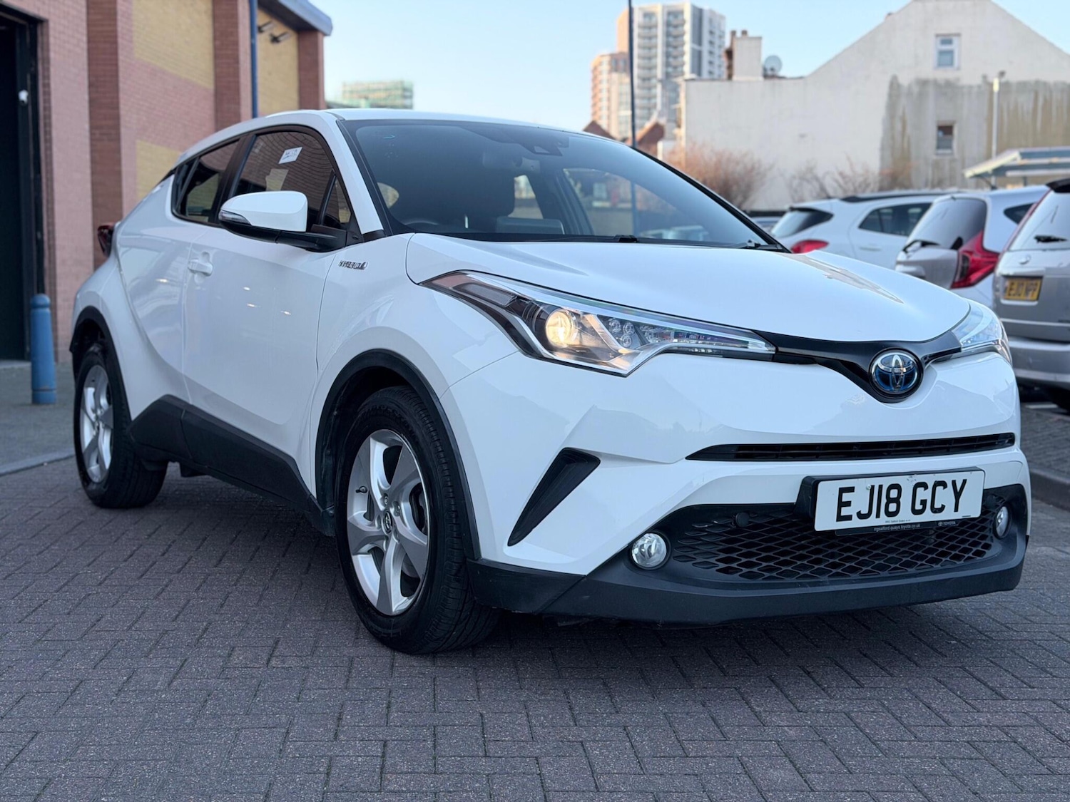 Used Toyota C-HR 2018 for sale - 77957214: Photo 6