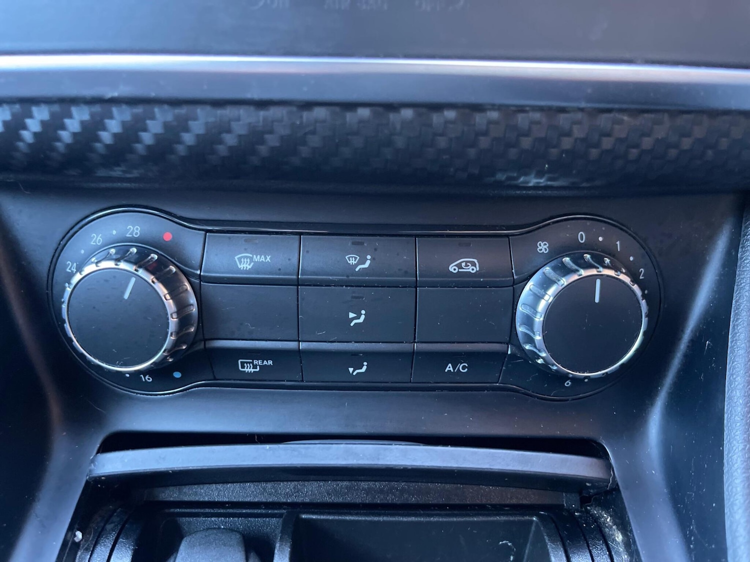 Used Mercedes-Benz A-Class 2015 for sale - 77097423: Photo 30