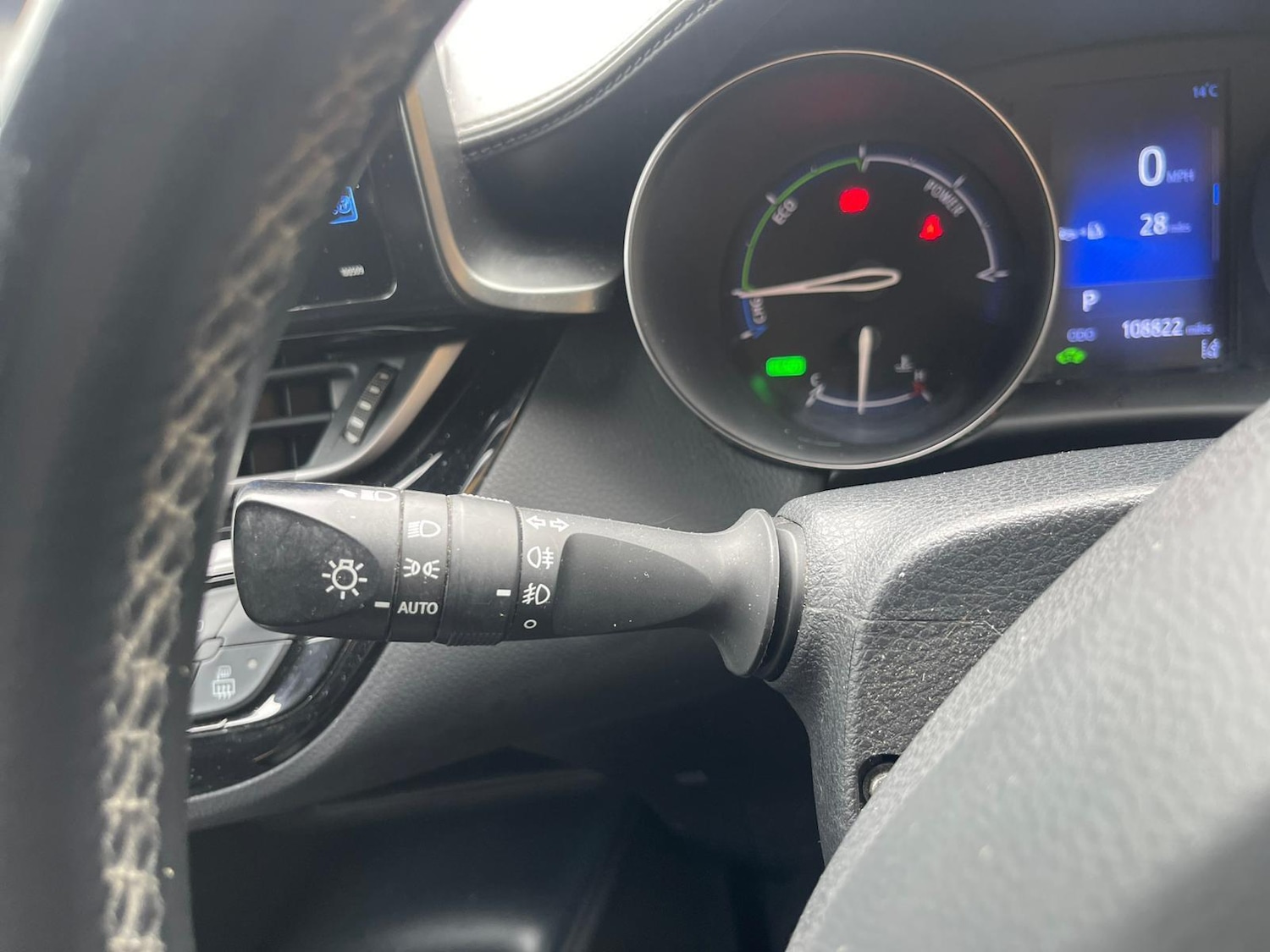 Used Toyota C-HR 2019 for sale - 76326465: Photo 27