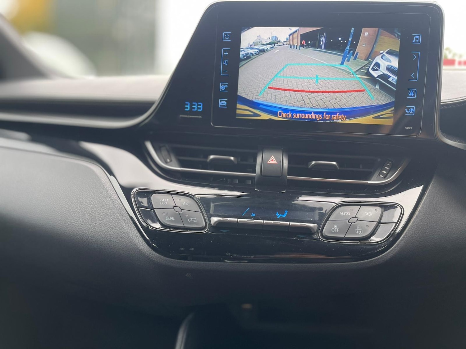 Used Toyota C-HR 2019 for sale - 76326465: Photo 29