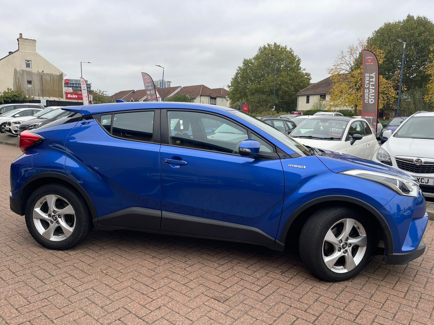 Used Toyota C-HR 2019 for sale - 76551907: Photo 4