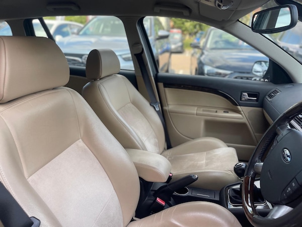 Used Ford Mondeo 2005 for sale - 76327389: Photo 22