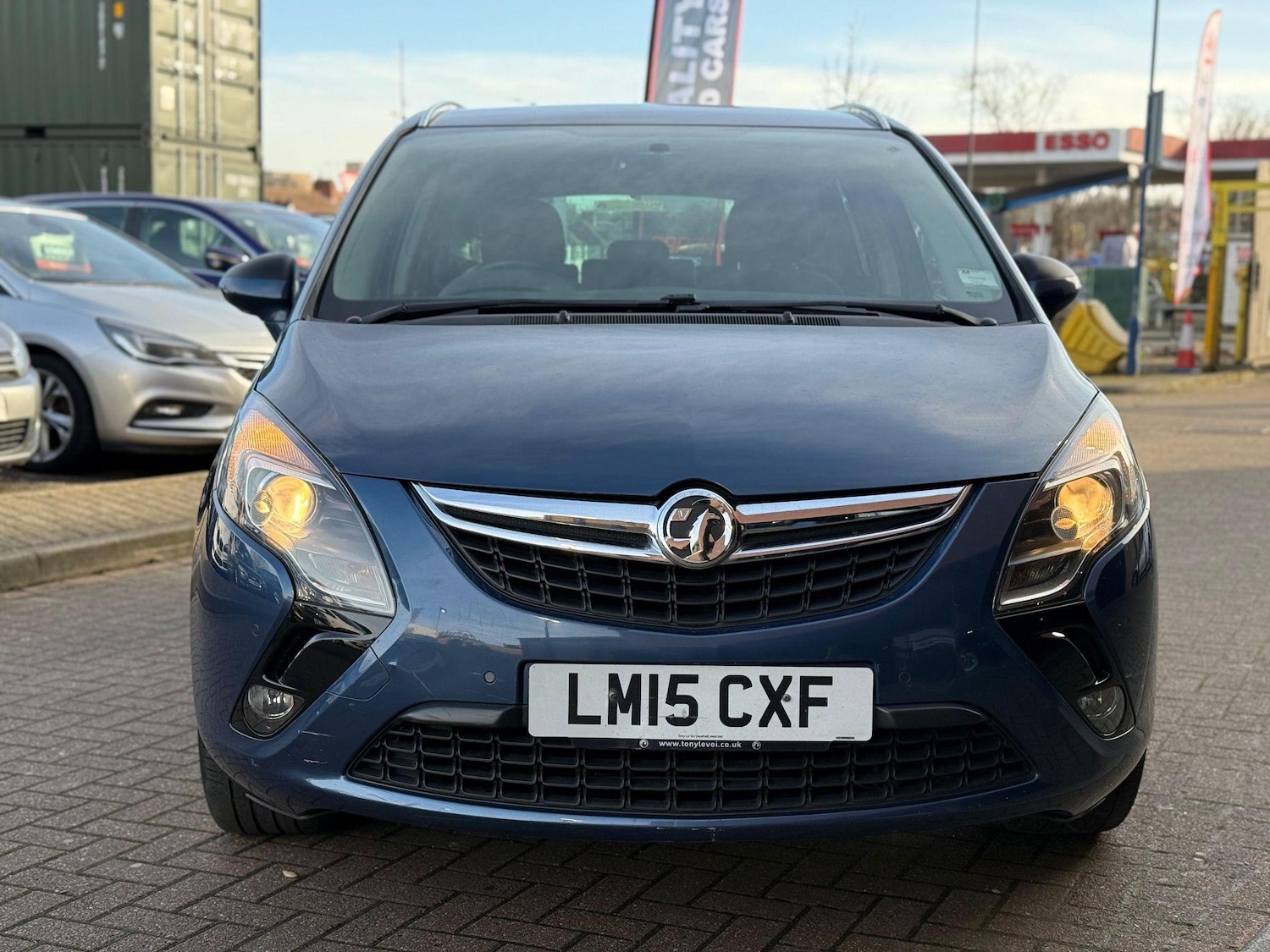 Used Vauxhall Zafira 2015 for sale - 76551889: Photo 2