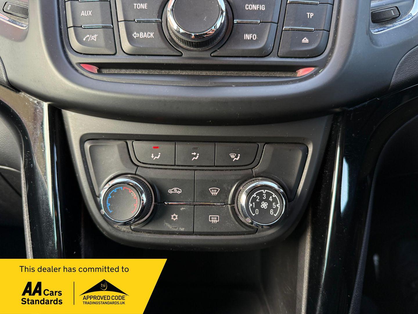 Used Vauxhall Zafira 2015 for sale - 76551889: Photo 20