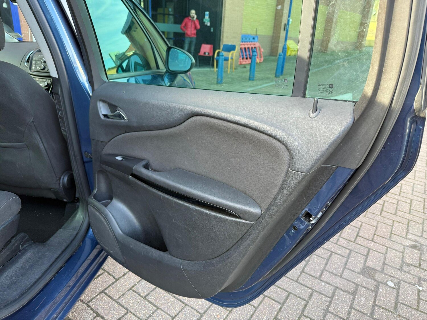 Used Vauxhall Zafira 2015 for sale - 76551889: Photo 29