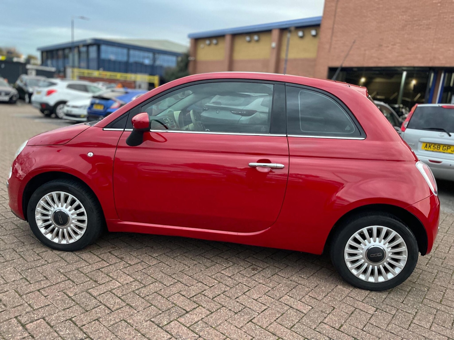 Used Fiat 500 2010 for sale - 76551896: Photo 10