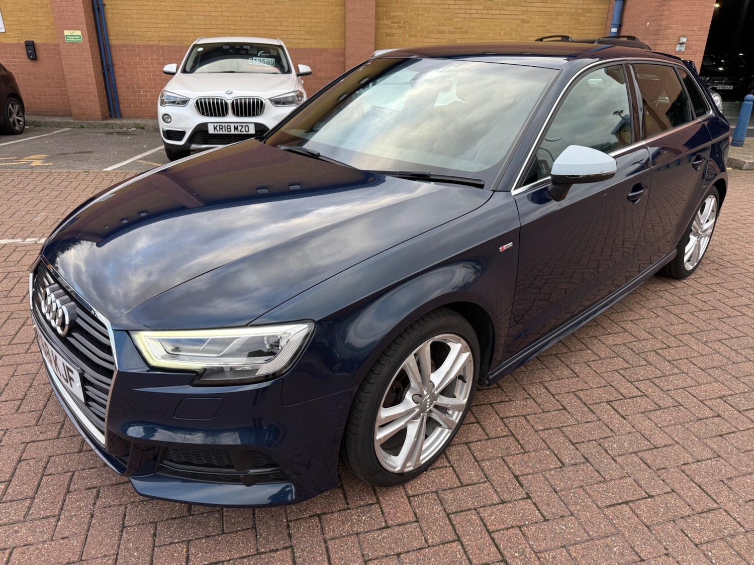 Used Audi A3 2018 for sale - 76551951: Photo 8