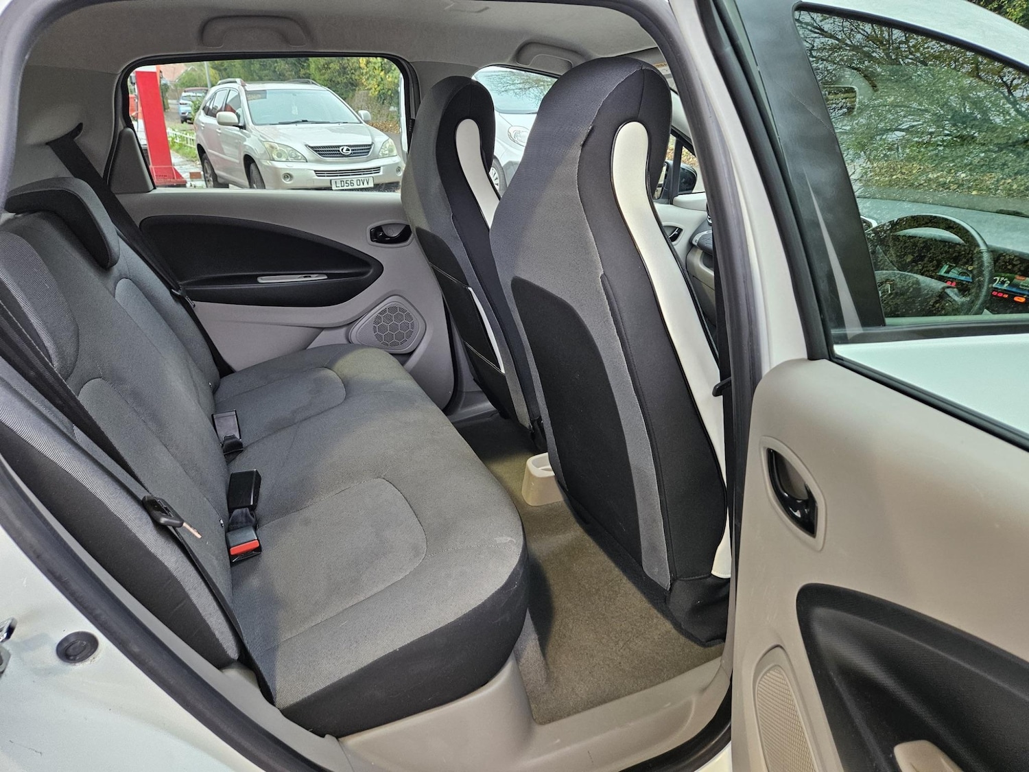 Used Renault Zoe for sale - 76551903: Photo 11