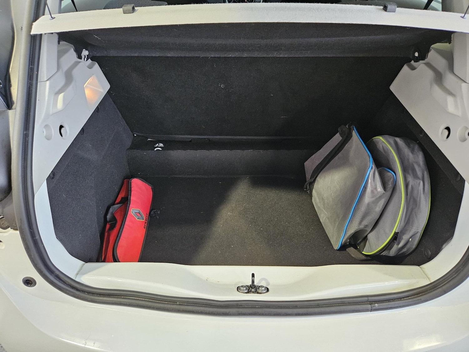 Used Renault Zoe for sale - 76551903: Photo 22