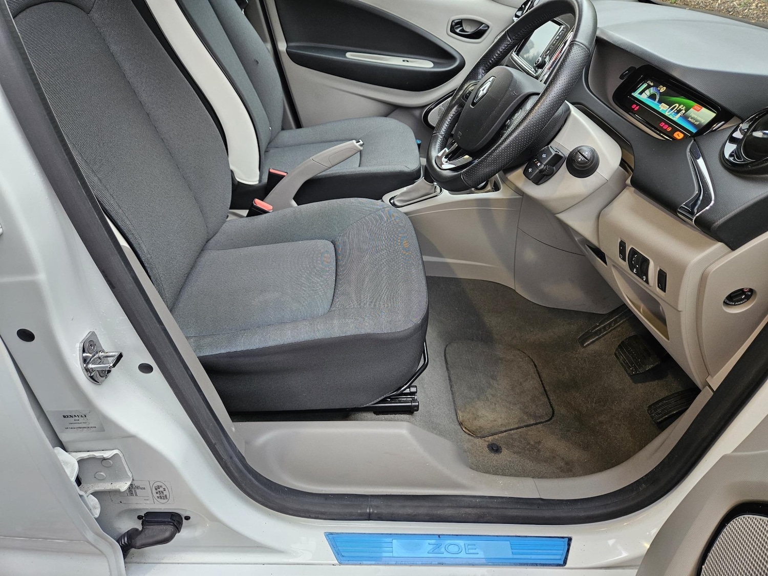 Used Renault Zoe for sale - 76551903: Photo 9