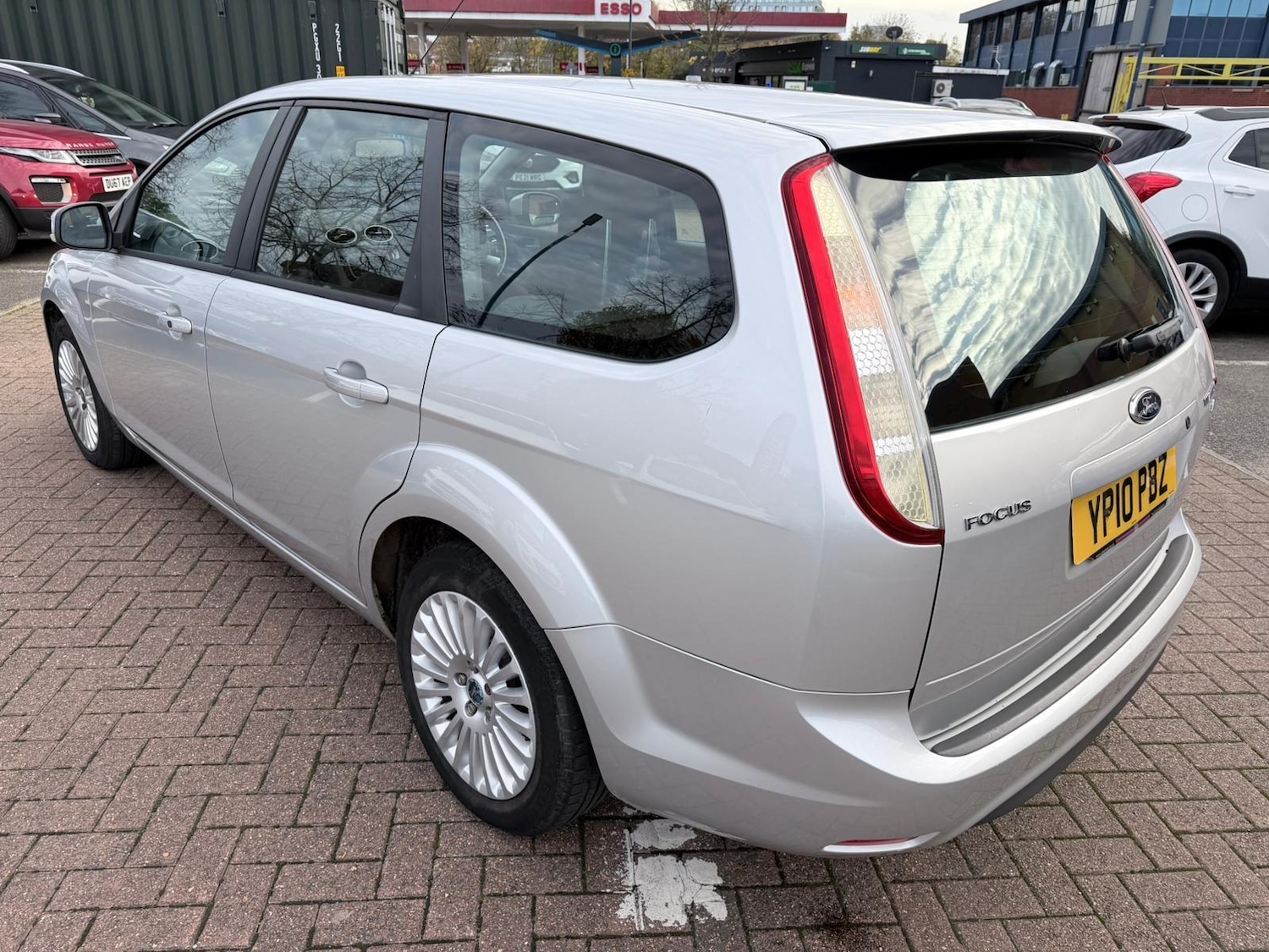 Used Ford Focus 2010 for sale - 76551892: Photo 6