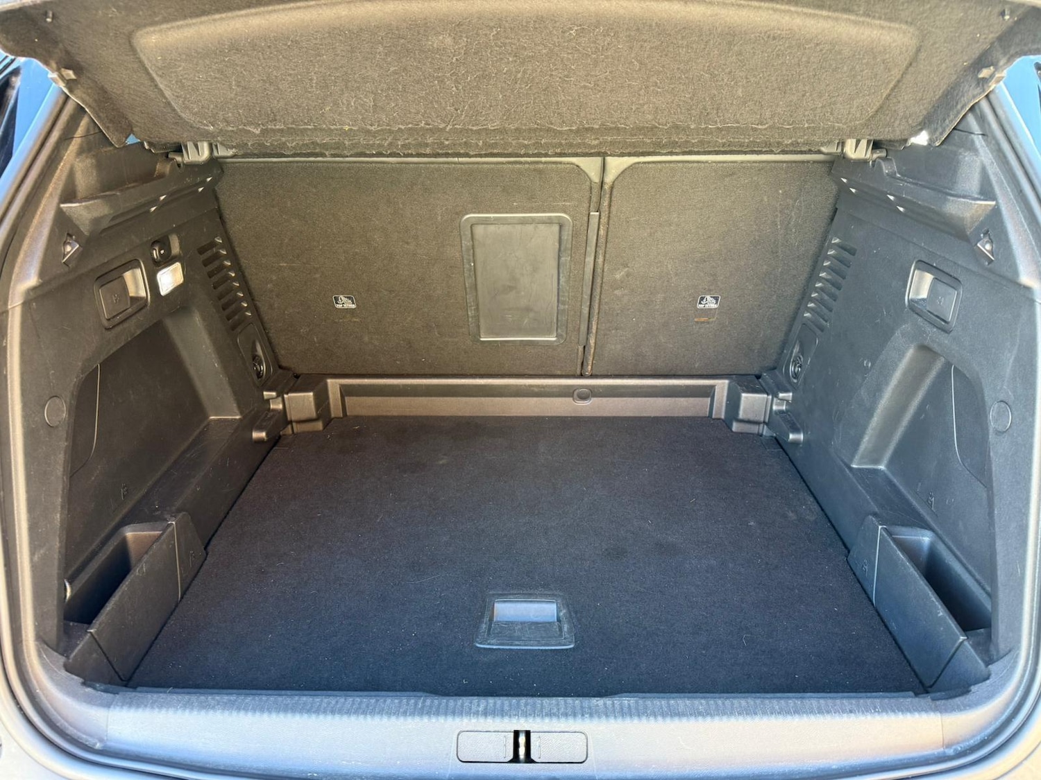 Used Peugeot 3008 2019 for sale - 76325977: Photo 34