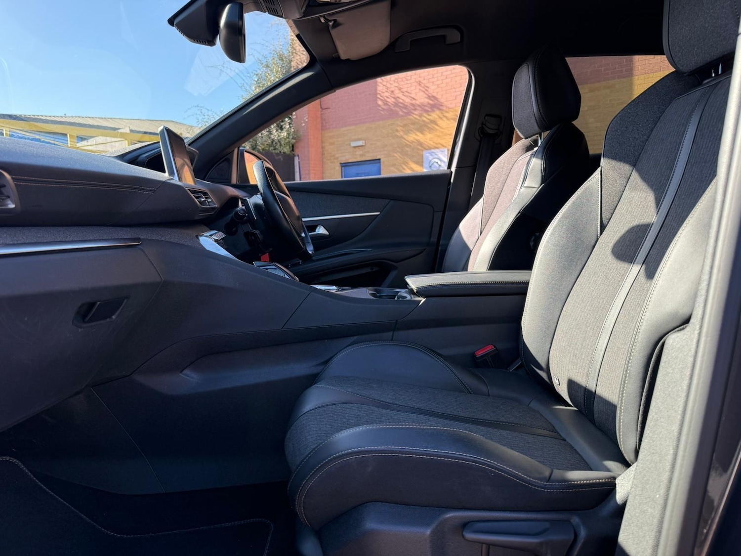Used Peugeot 3008 2019 for sale - 76325977: Photo 36