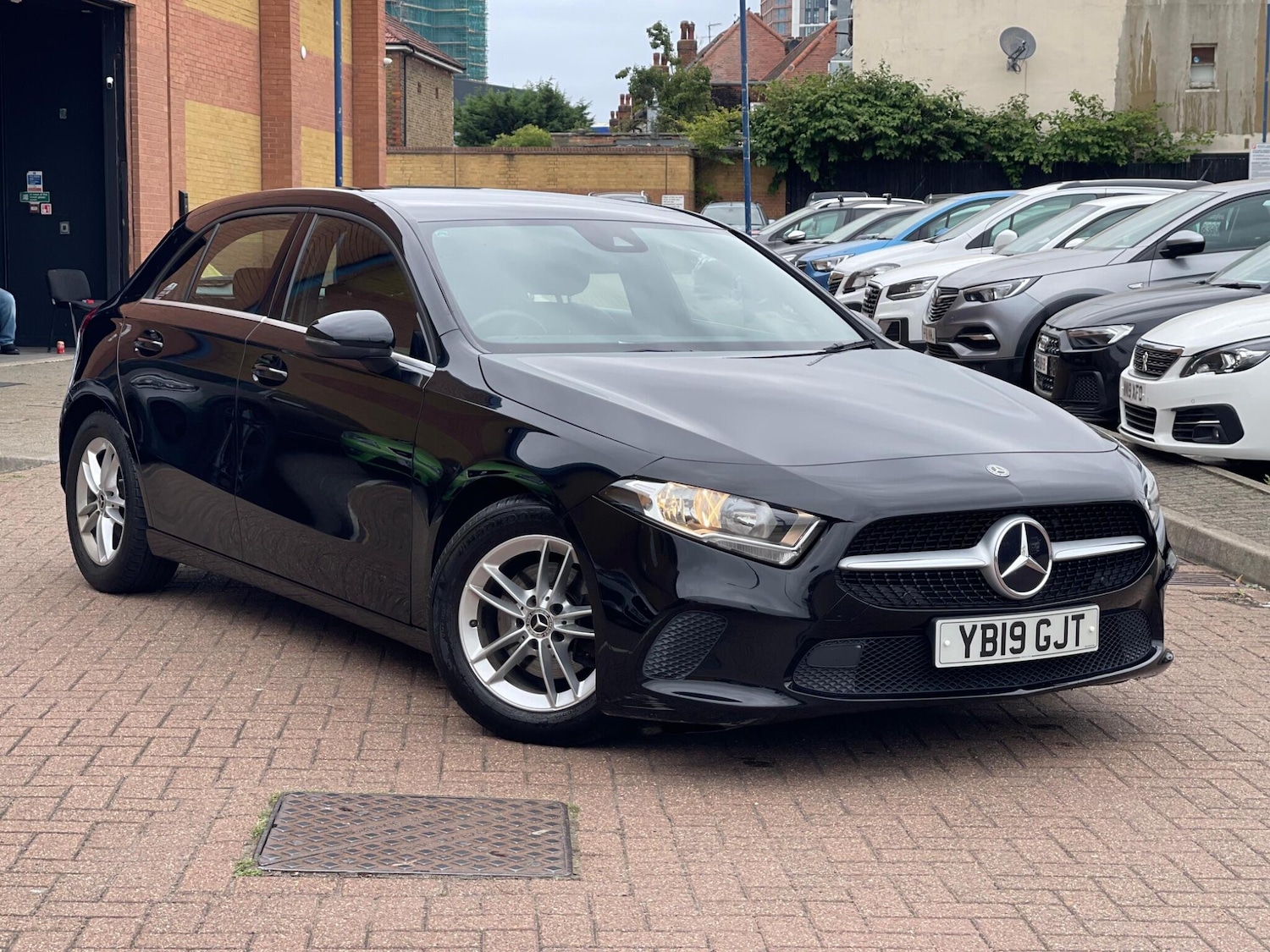 Used Mercedes-Benz A-Class 2019 for sale - 76551891: Photo 2