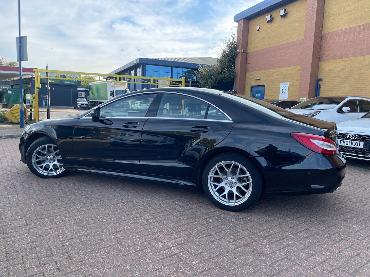 Used Mercedes-Benz CLS 2018 for sale - 76551867: Photo 9