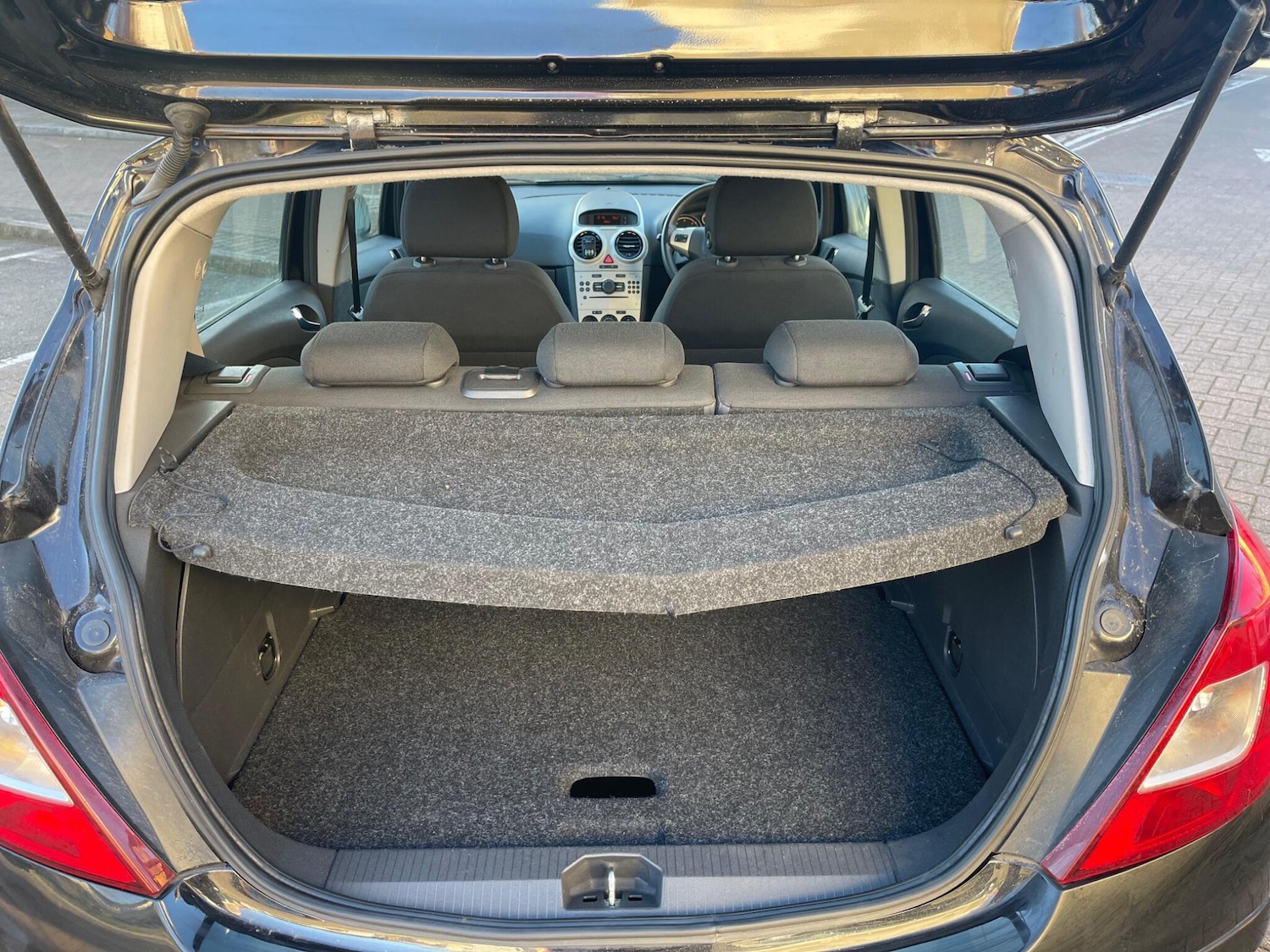 Used Vauxhall Corsa 2008 for sale - 77097933: Photo 39